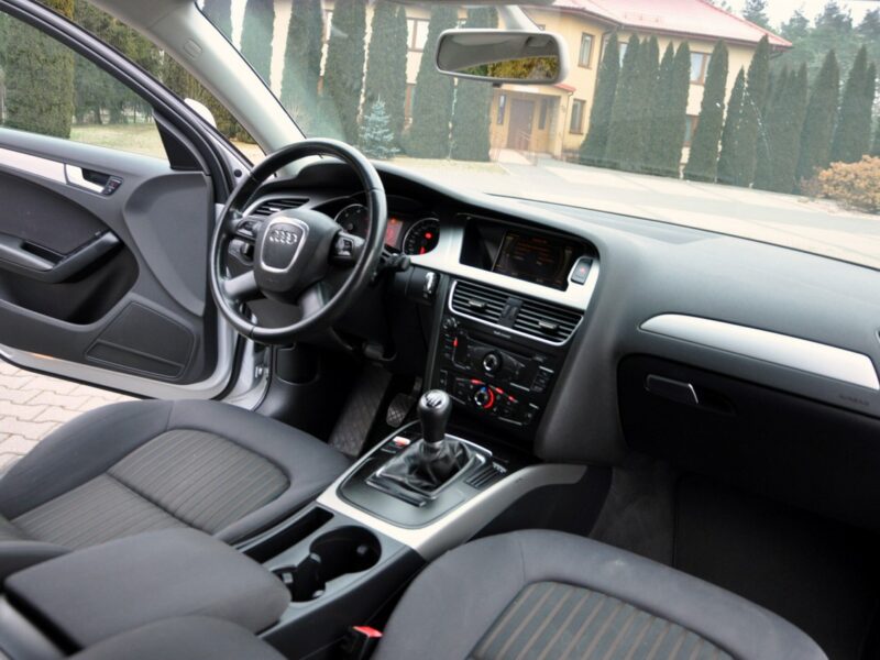Audi A4 2.0TDI(120KM)*Klimatronik*Chrom*Welur*Reling*Parktronik*I Wł*Alu16"ASO B8 (2007-2015)