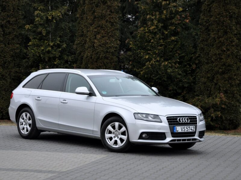 Audi A4 2.0TDI(120KM)*Klimatronik*Chrom*Welur*Reling*Parktronik*I Wł*Alu16"ASO B8 (2007-2015)