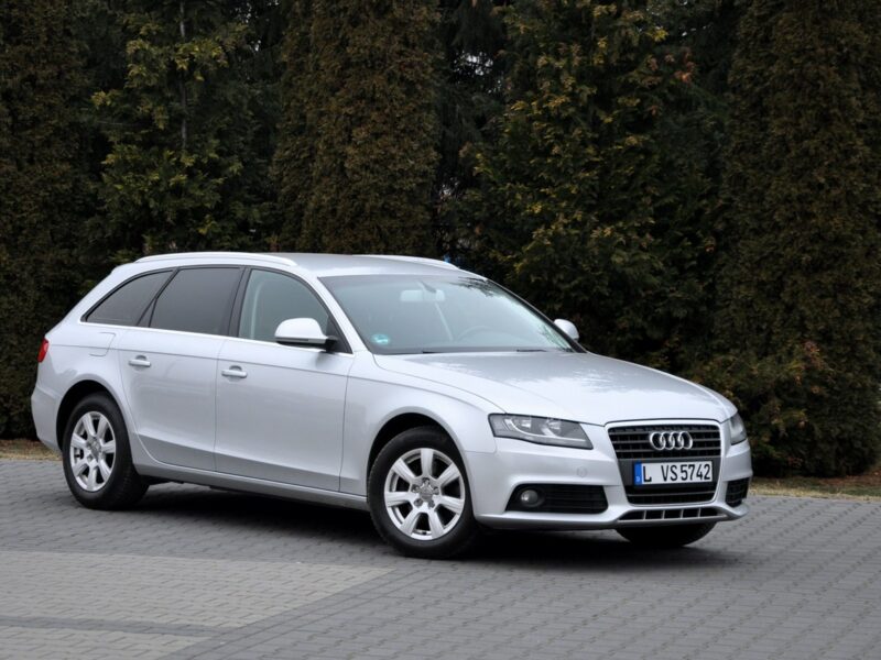 Audi A4 2.0TDI(120KM)*Klimatronik*Chrom*Welur*Reling*Parktronik*I Wł*Alu16"ASO B8 (2007-2015)