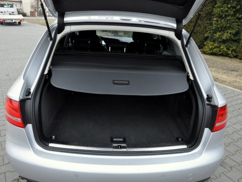 Audi A4 2.0TDI(120KM)*Klimatronik*Chrom*Welur*Reling*Parktronik*I Wł*Alu16"ASO B8 (2007-2015)