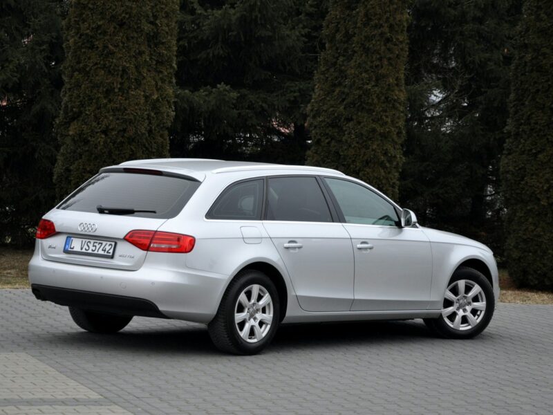 Audi A4 2.0TDI(120KM)*Klimatronik*Chrom*Welur*Reling*Parktronik*I Wł*Alu16"ASO B8 (2007-2015)