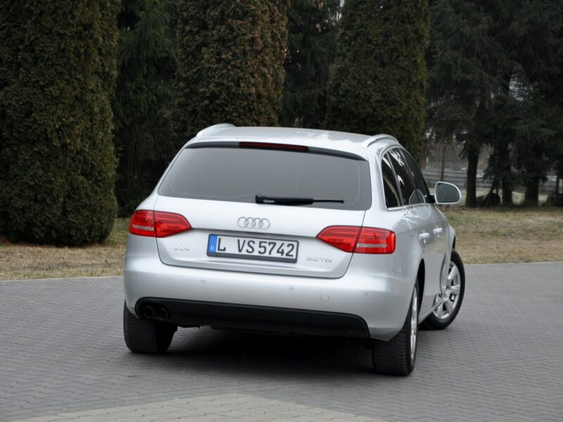 Audi A4 2.0TDI(120KM)*Klimatronik*Chrom*Welur*Reling*Parktronik*I Wł*Alu16"ASO B8 (2007-2015)