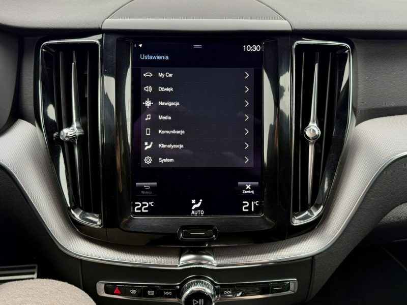 Volvo XC 60 4x4,R-DESIGN,Bogata wersja,Gwarancja II (2017-)