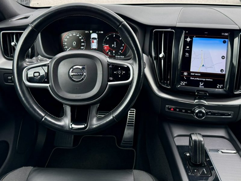Volvo XC 60 4x4,R-DESIGN,Bogata wersja,Gwarancja II (2017-)