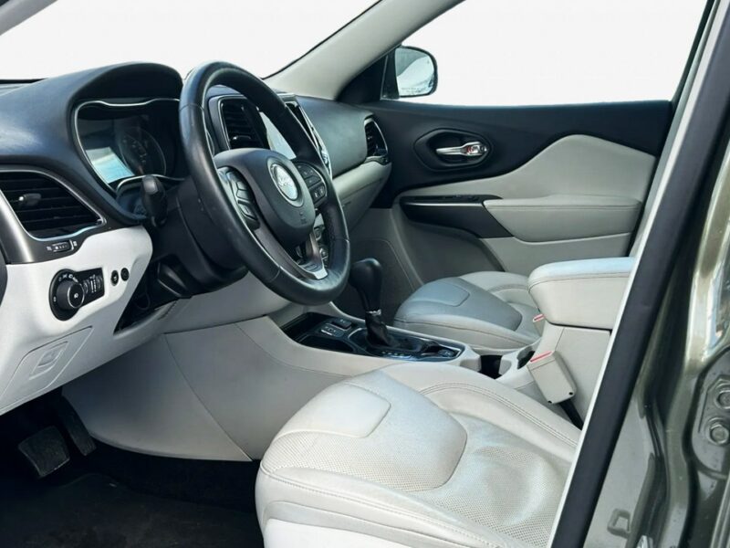 Jeep Cherokee Limited/Białe skóry/kamera/grzana kierownica/bixenon/el.klapa V (2014-)