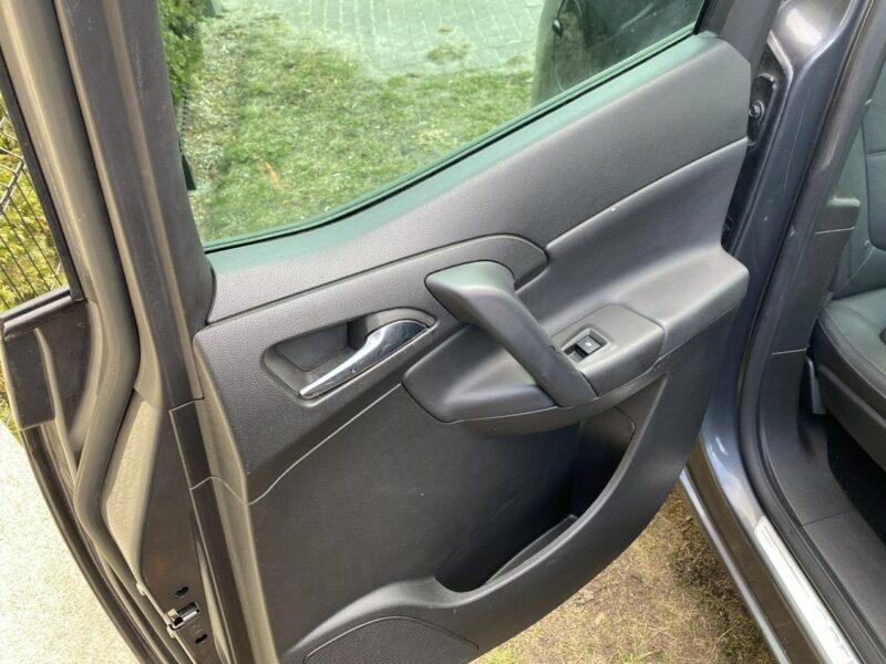 Opel Meriva Edition,podgrz. fotele i kierownica, czujniki p/t, szklany dach, skóry II (2010-)