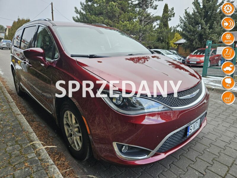 Chrysler Pacifica Automat / Klimatronic 4 strefowy / Podgrzewane fotele / itd.