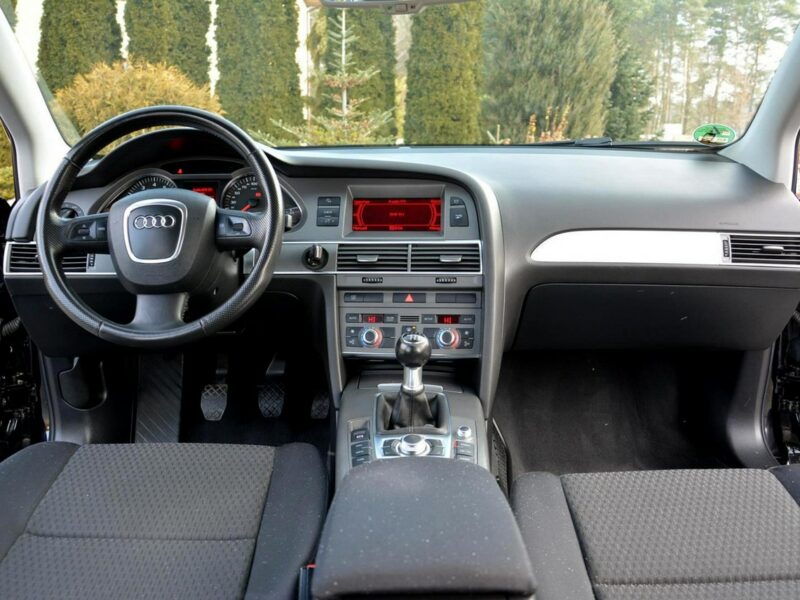 Audi A6 2.4 V6 (177KM) 140 tys. Przebieg Bi-xenon Klimatronic Navi Piękna C6 (2004-2011)
