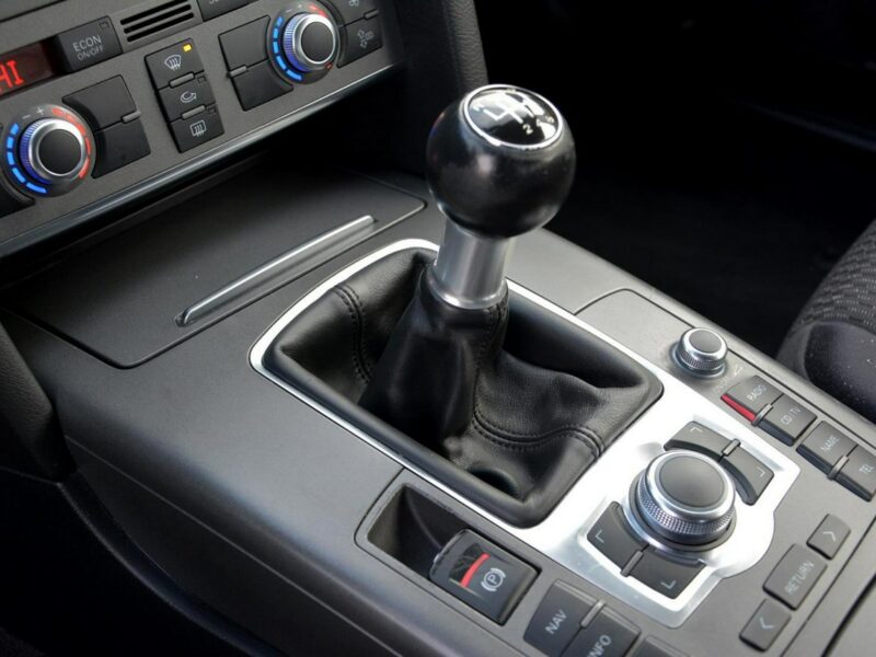Audi A6 2.4 V6 (177KM) 140 tys. Przebieg Bi-xenon Klimatronic Navi Piękna C6 (2004-2011)