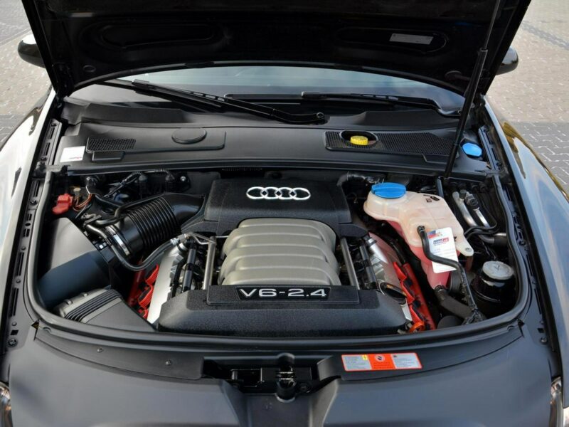 Audi A6 2.4 V6 (177KM) 140 tys. Przebieg Bi-xenon Klimatronic Navi Piękna C6 (2004-2011)