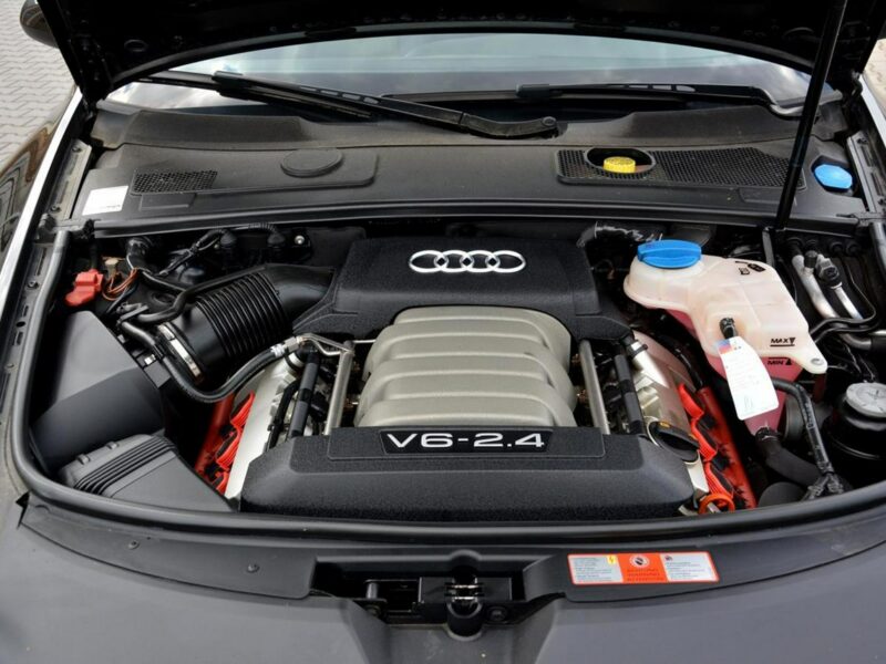 Audi A6 2.4 V6 (177KM) 140 tys. Przebieg Bi-xenon Klimatronic Navi Piękna C6 (2004-2011)