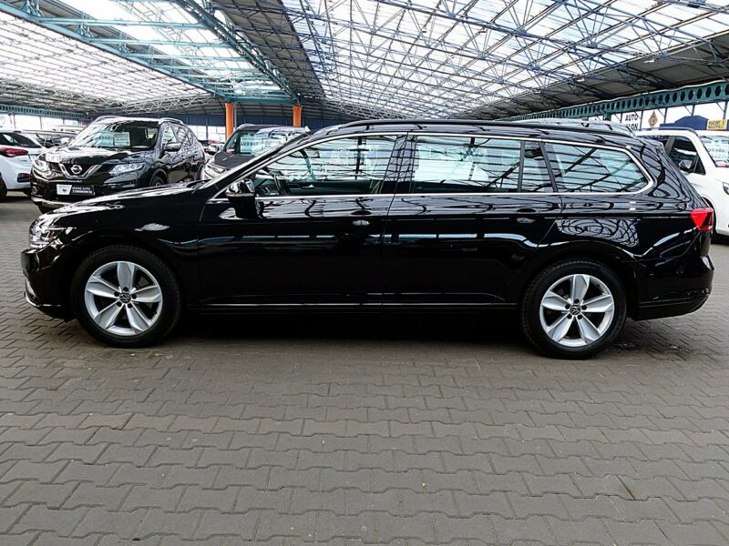 Volkswagen Passat 2,0TSi Skóra+Navi+ACC+LED 3Lata GWARANCJA 1wł Kraj Bezwypadkowy F23% B8 (2014-2023)