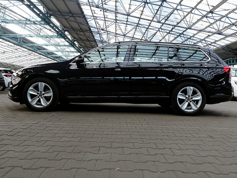 Volkswagen Passat 2,0TSi Skóra+Navi+ACC+LED 3Lata GWARANCJA 1wł Kraj Bezwypadkowy F23% B8 (2014-2023)