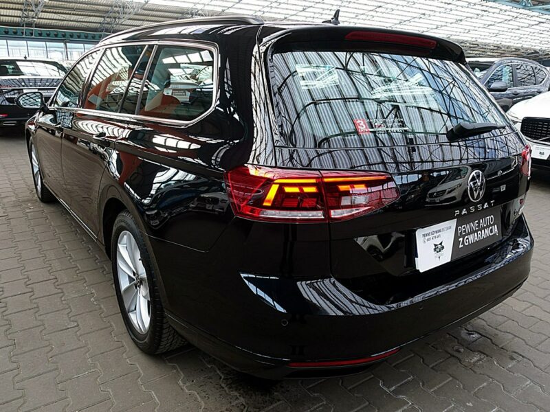 Volkswagen Passat 2,0TSi Skóra+Navi+ACC+LED 3Lata GWARANCJA 1wł Kraj Bezwypadkowy F23% B8 (2014-2023)