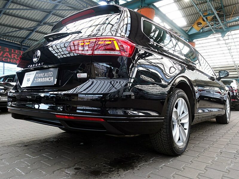 Volkswagen Passat 2,0TSi Skóra+Navi+ACC+LED 3Lata GWARANCJA 1wł Kraj Bezwypadkowy F23% B8 (2014-2023)