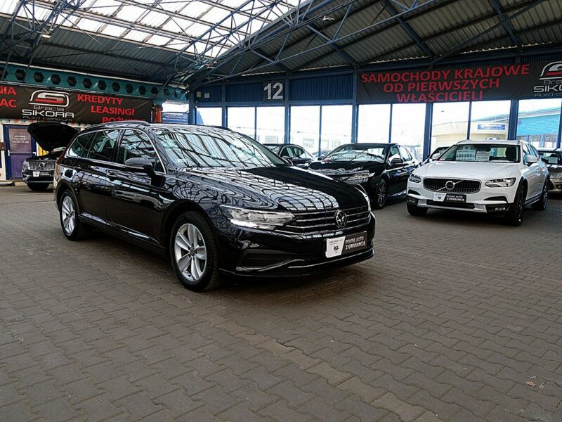 Volkswagen Passat 2,0TSi Skóra+Navi+ACC+LED 3Lata GWARANCJA 1wł Kraj Bezwypadkowy F23% B8 (2014-2023)