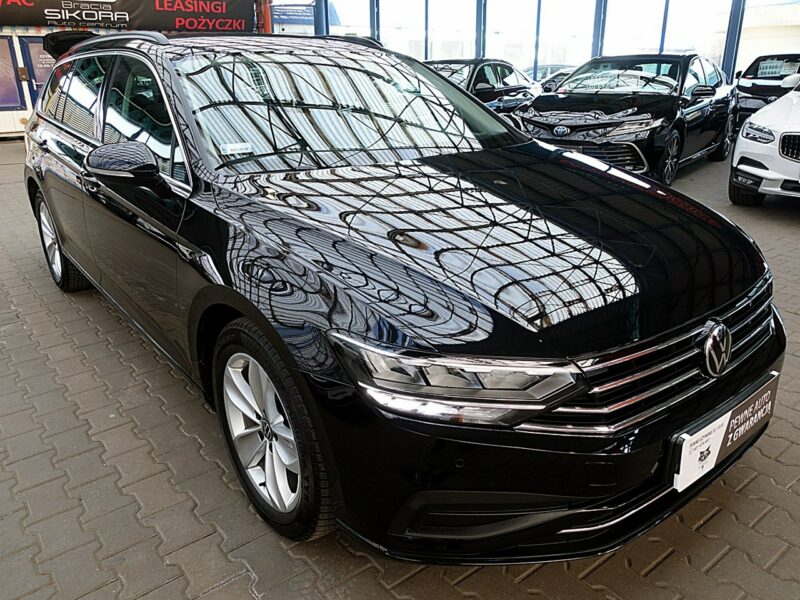 Volkswagen Passat 2,0TSi Skóra+Navi+ACC+LED 3Lata GWARANCJA 1wł Kraj Bezwypadkowy F23% B8 (2014-2023)