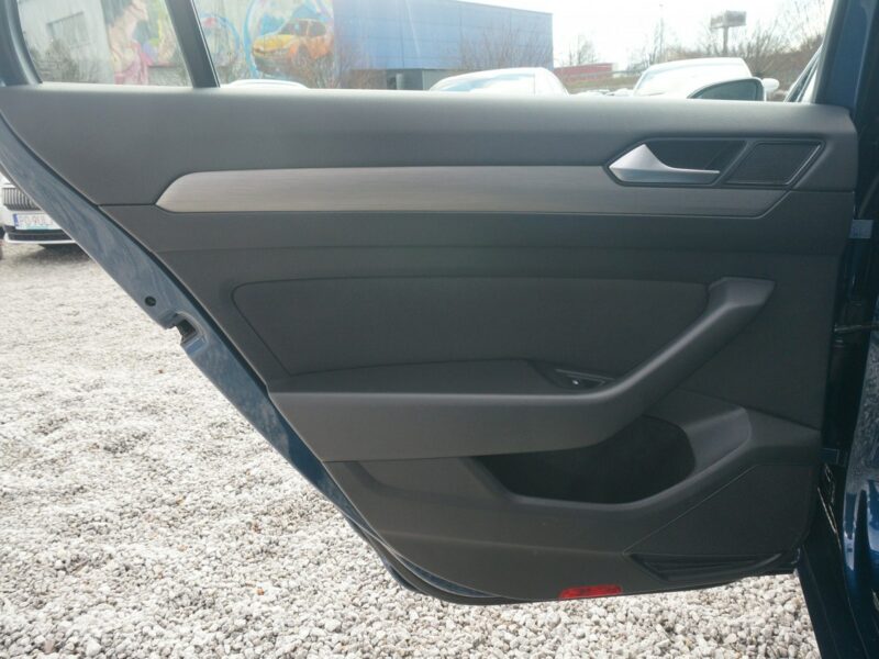 Volkswagen Passat 2.0 TDI/150 KM Evo Essence Salon PL Fvat 23% PO3VN36 B8 (2014-2023)