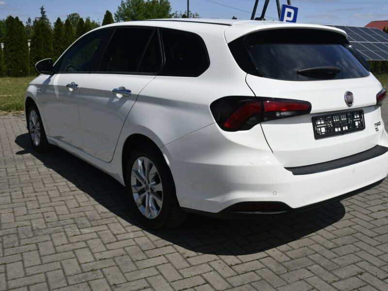 Fiat Tipo 1,4BENZYNA. Serwis,Klimatronic,Alu,Ledy.Navigacja.kredyt.GWARANCJA II (2016-)