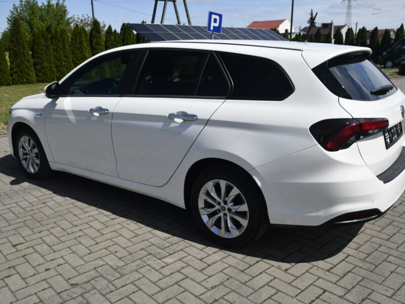 Fiat Tipo 1,4BENZYNA. Serwis,Klimatronic,Alu,Ledy.Navigacja.kredyt.GWARANCJA II (2016-)