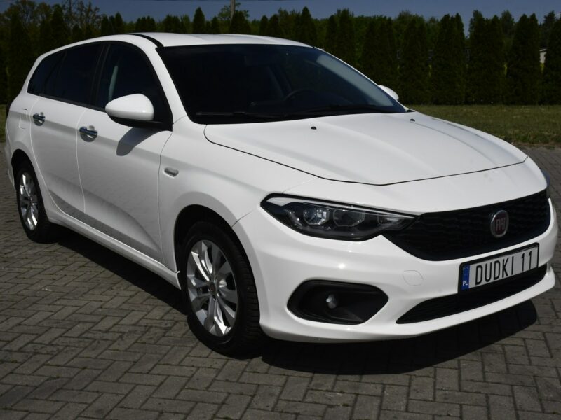 Fiat Tipo 1,4BENZYNA. Serwis,Klimatronic,Alu,Ledy.Navigacja.kredyt.GWARANCJA II (2016-)