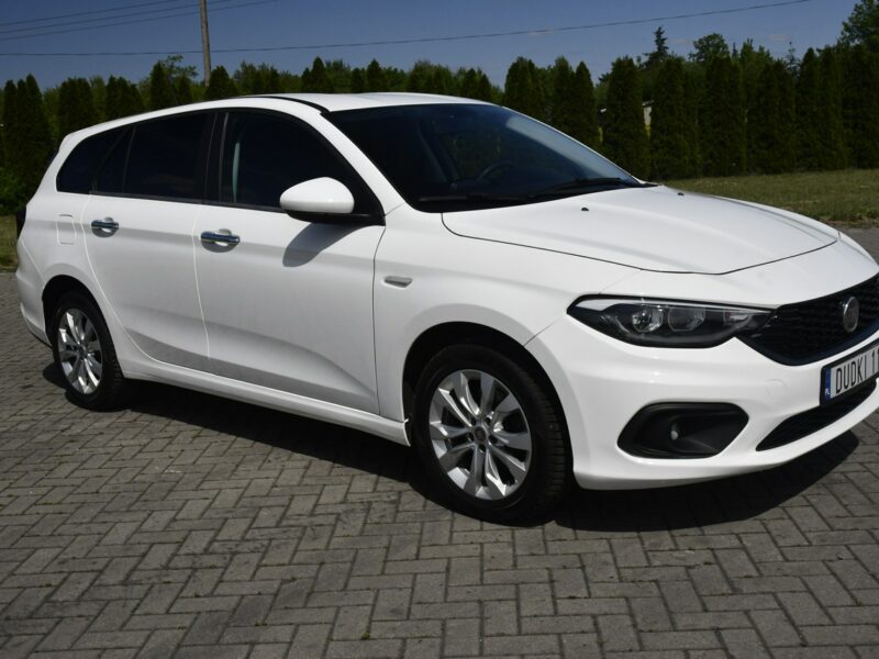 Fiat Tipo 1,4BENZYNA. Serwis,Klimatronic,Alu,Ledy.Navigacja.kredyt.GWARANCJA II (2016-)