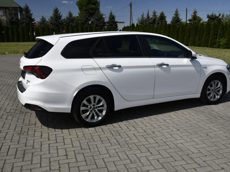 Fiat Tipo 1,4BENZYNA. Serwis,Klimatronic,Alu,Ledy.Navigacja.kredyt.GWARANCJA II (2016-)