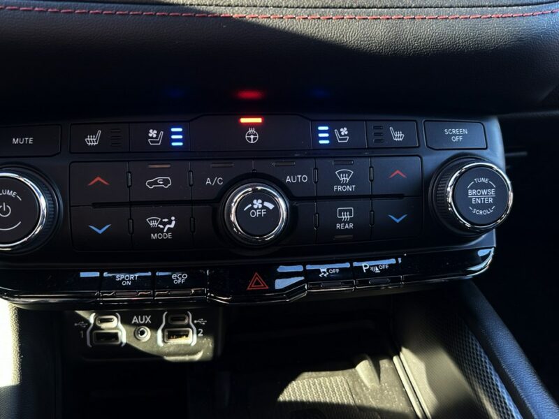 Dodge Durango RT/HEMI 5.7/Wentyle/Grzana kiera/kamera/El.fotele/FulLED III (2011-)
