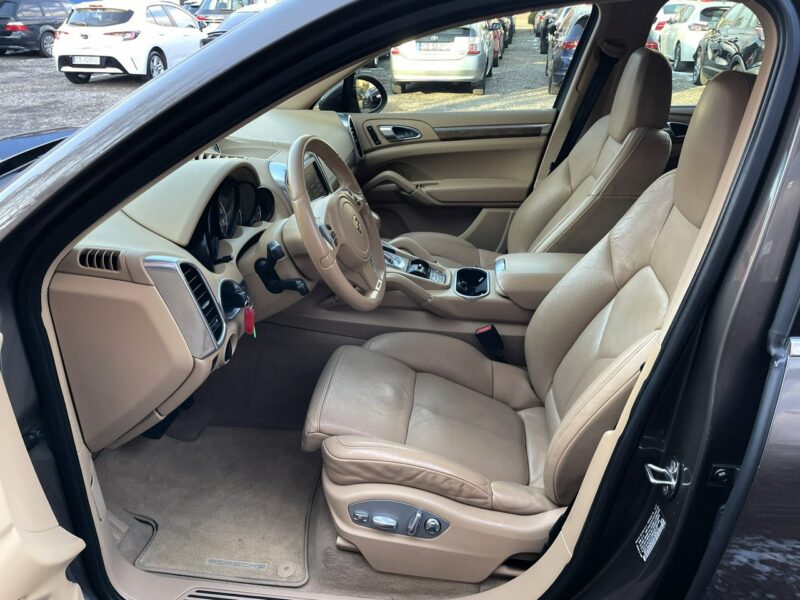 Porsche Cayenne LED, Klima, Navi, Tempomat, 4x4, Wentyle, BOSE, Szyberdach,Martwe Pole II (2010-)