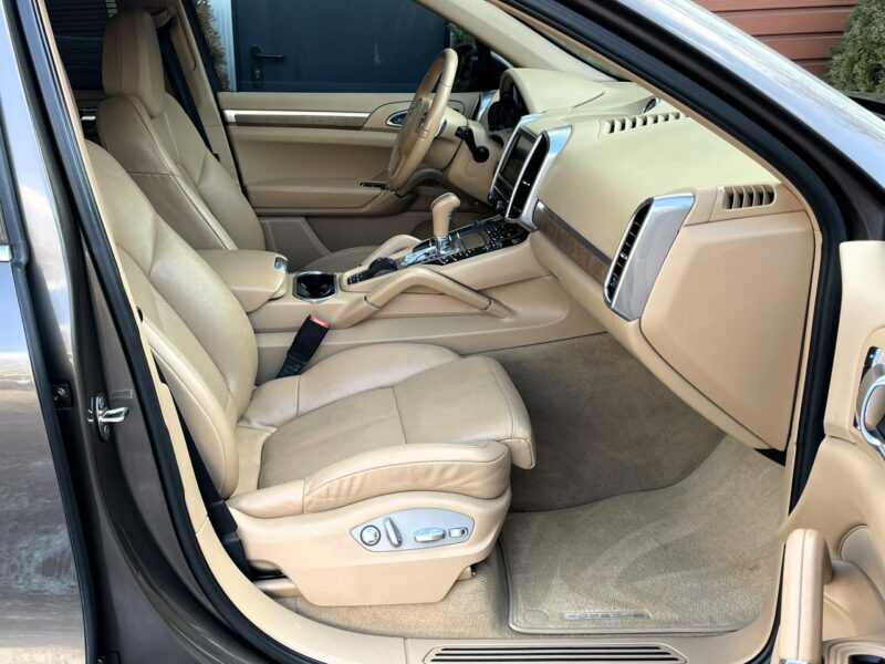 Porsche Cayenne LED, Klima, Navi, Tempomat, 4x4, Wentyle, BOSE, Szyberdach,Martwe Pole II (2010-)