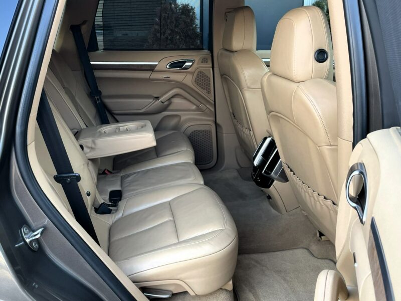 Porsche Cayenne LED, Klima, Navi, Tempomat, 4x4, Wentyle, BOSE, Szyberdach,Martwe Pole II (2010-)