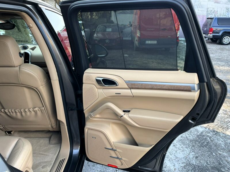 Porsche Cayenne LED, Klima, Navi, Tempomat, 4x4, Wentyle, BOSE, Szyberdach,Martwe Pole II (2010-)