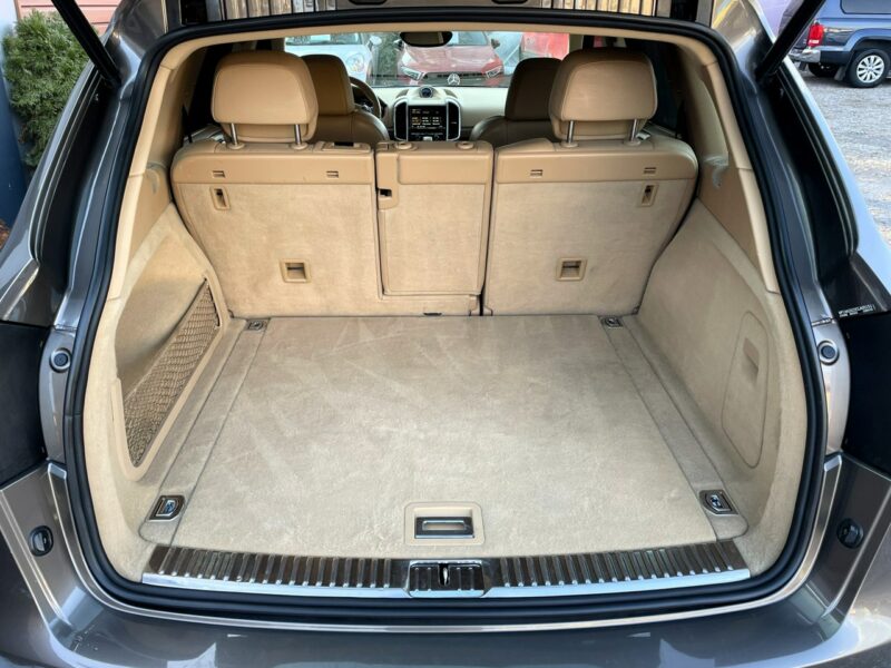 Porsche Cayenne LED, Klima, Navi, Tempomat, 4x4, Wentyle, BOSE, Szyberdach,Martwe Pole II (2010-)