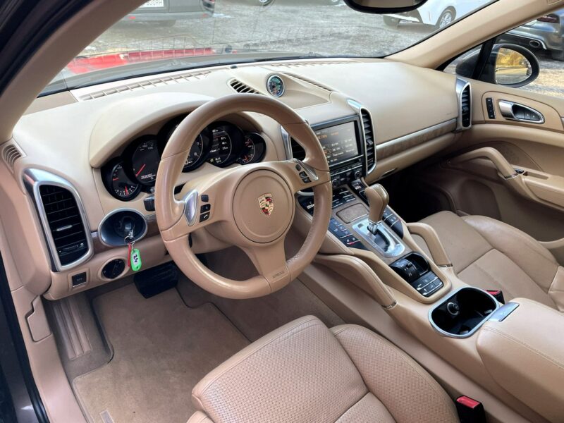 Porsche Cayenne LED, Klima, Navi, Tempomat, 4x4, Wentyle, BOSE, Szyberdach,Martwe Pole II (2010-)