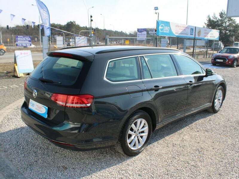 Volkswagen Passat ESSENCE LED Salon Polska Gwarancja B8 (2014-2023)
