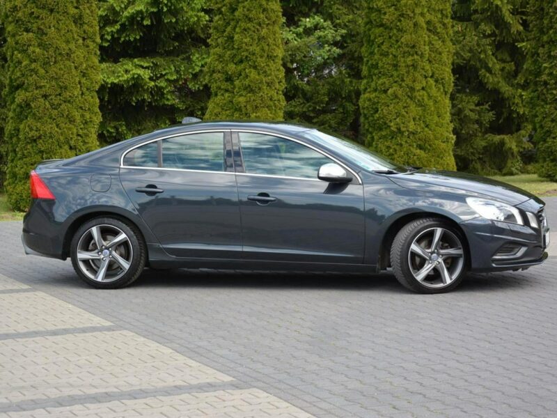 Volvo S60 R-Design Duża Navi Skóry Led 2xParktronic Alu 18"ASO Volvo Nowe opony II (2010-)
