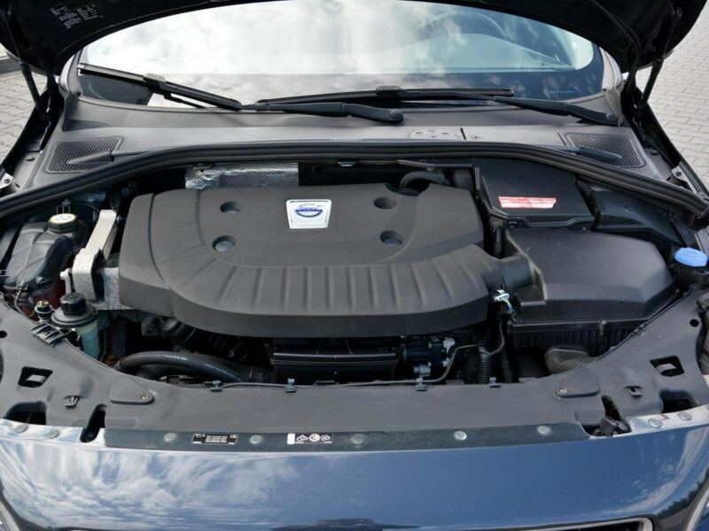 Volvo S60 R-Design Duża Navi Skóry Led 2xParktronic Alu 18"ASO Volvo Nowe opony II (2010-)