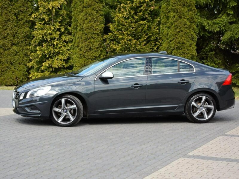 Volvo S60 R-Design Duża Navi Skóry Led 2xParktronic Alu 18"ASO Volvo Nowe opony II (2010-)