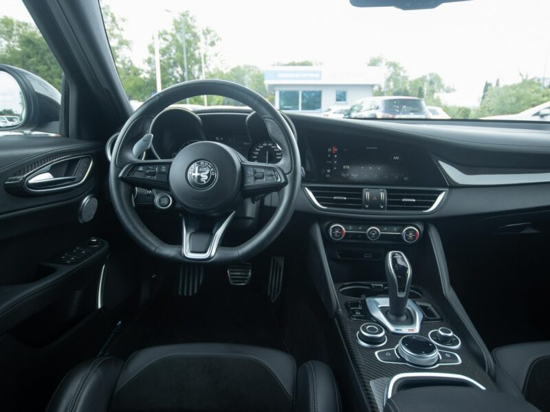 Alfa Romeo Giulia 2.0 Turbo/280 KM Veloce TI Q4 Salon PL Fv23% PO3VX16