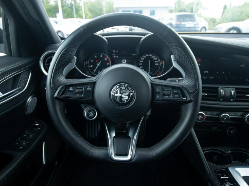 Alfa Romeo Giulia 2.0 Turbo/280 KM Veloce TI Q4 Salon PL Fv23% PO3VX16