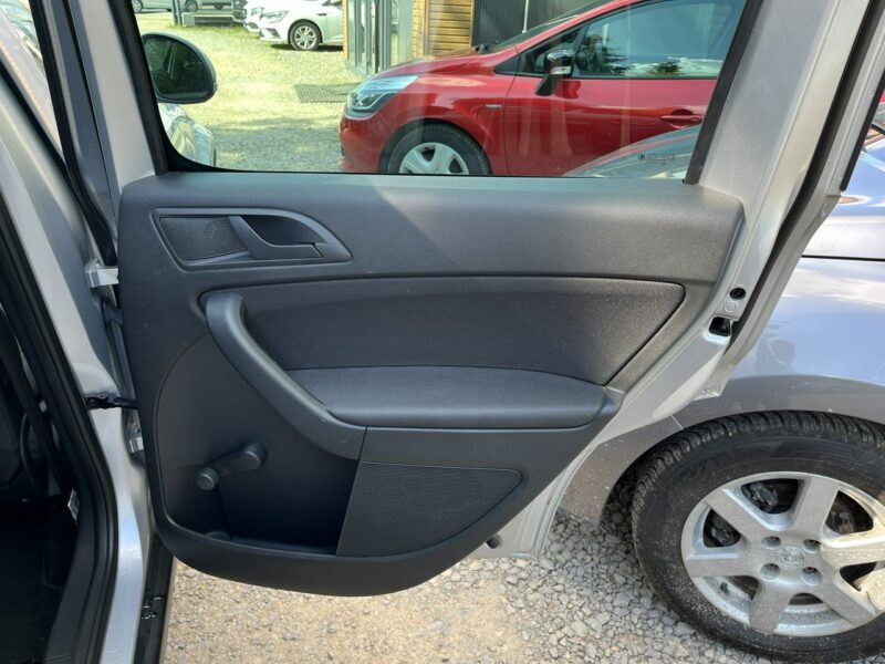 Škoda Yeti 1.2 Klima Grzane FOtele Alu KS Serw Stan BDB Bezwypadk Opłacony I (2009-)