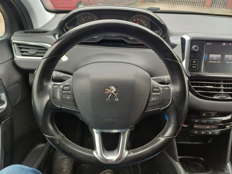 Peugeot 208 1.6 BlueHDi 100 KM Klimatronic Kamera Cofania I (2012-2019)