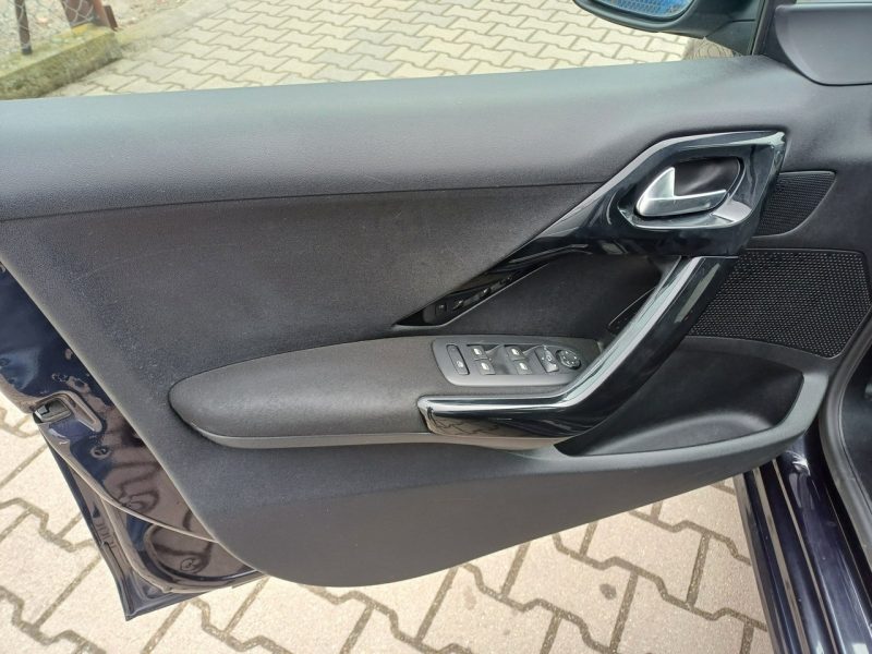 Peugeot 208 1.6 BlueHDi 100 KM Klimatronic Kamera Cofania I (2012-2019)