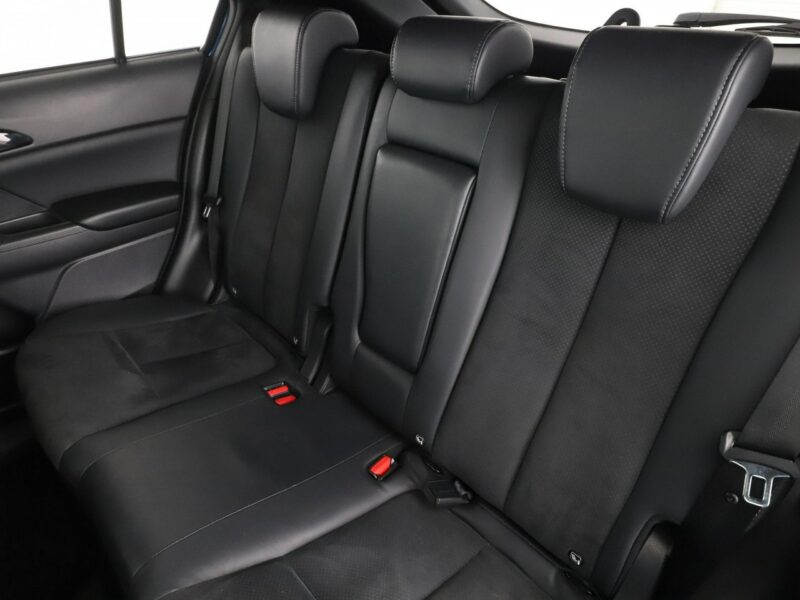 Mitsubishi Eclipse Cross Dostępny w Autohero Pick-up Center Warszawa Młociny VI (2018-)