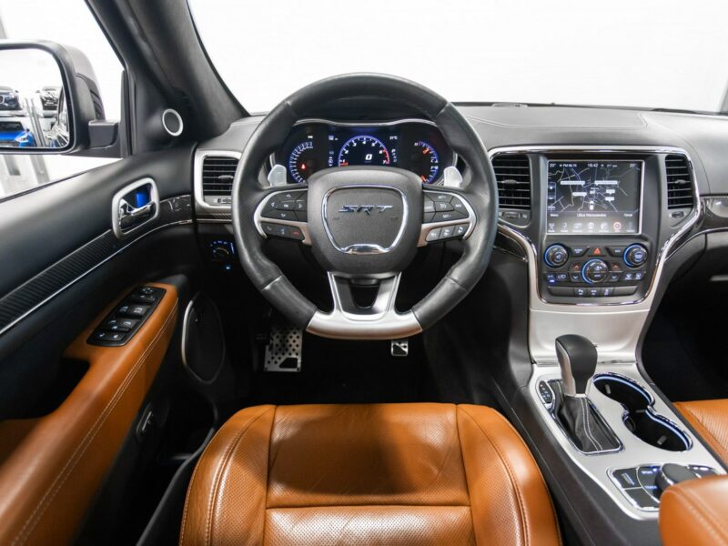 Jeep Grand Cherokee SRT 6.4 HEMI. Krajowy. Bezwypadkowy. Wzorowy. FV23%. IV (2010-)