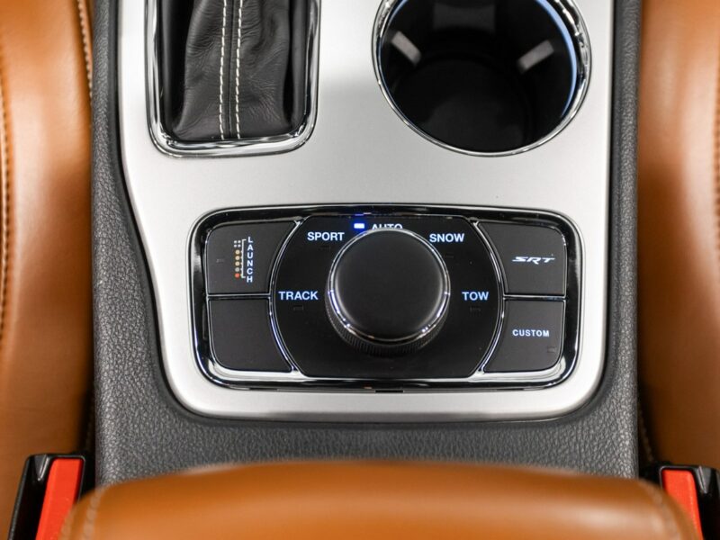Jeep Grand Cherokee SRT 6.4 HEMI. Krajowy. Bezwypadkowy. Wzorowy. FV23%. IV (2010-)
