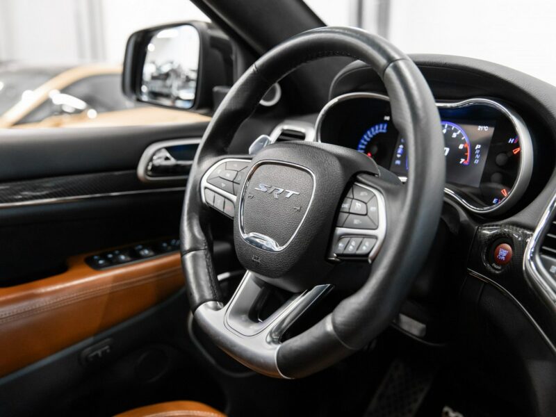 Jeep Grand Cherokee SRT 6.4 HEMI. Krajowy. Bezwypadkowy. Wzorowy. FV23%. IV (2010-)
