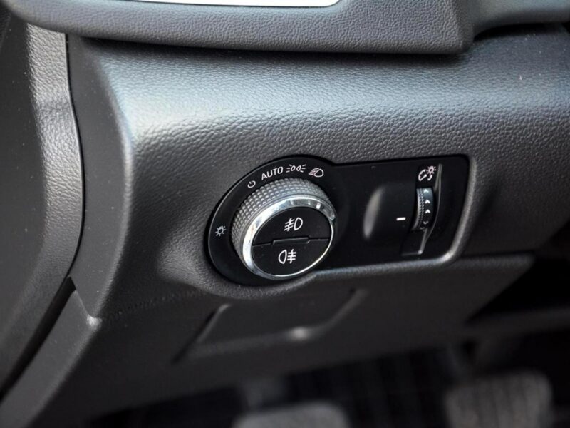 Opel Astra GTC Innovation bi-Xenon Ledy Navi 2xParktr. Alu17 Aso Opel J (2009-2019)