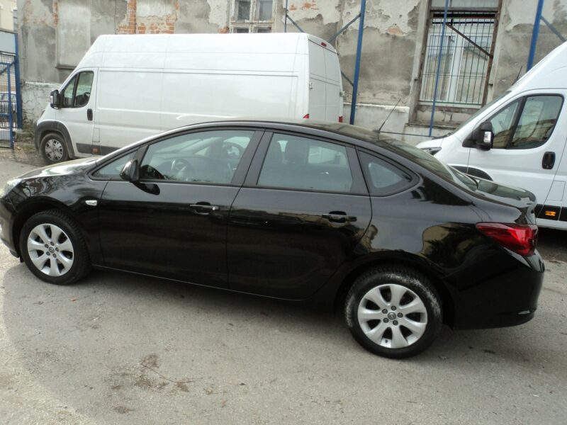 Opel Astra sprzedam opla astre K (2015-2021)