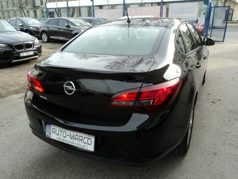 Opel Astra sprzedam opla astre K (2015-2021)